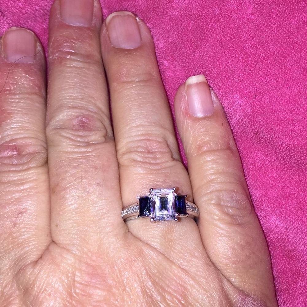 3.92ctw ring white Diamond -blue sapphire simulant